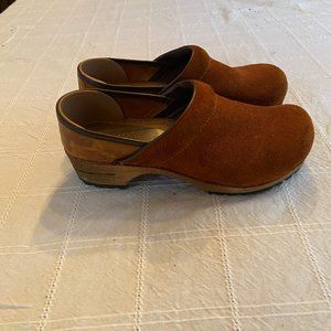 Sanita Wooden Clogs Size 38 EU/7.5 US